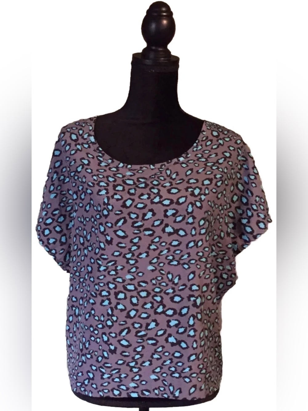 Xhilaration Womens Shirt Size Large Turquoise Blue Grey Cheetah Loose Fitting